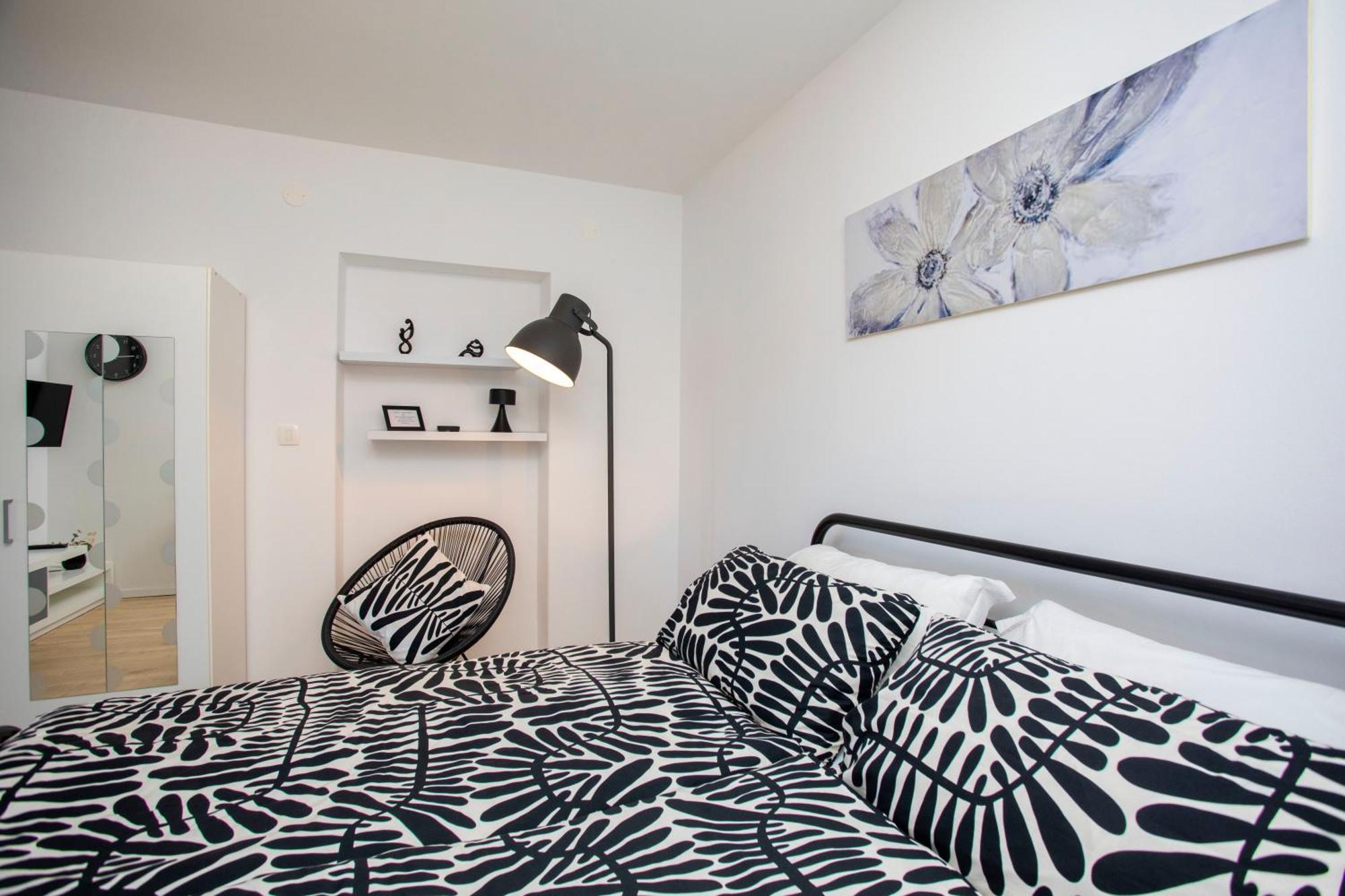 Studio Apartment Mia Rabac Eksteriør bilde